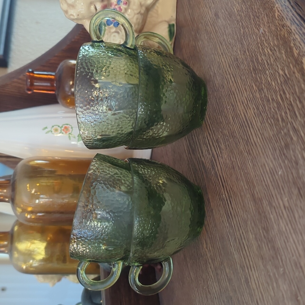 Vintage Four Green Hazel Atlas Teardrop Cups
